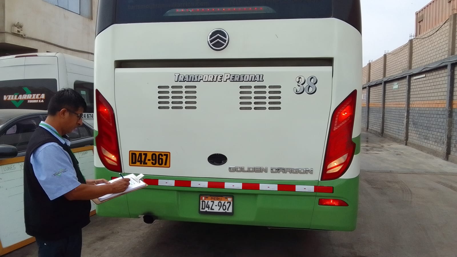 Control de carrocería y sistemas externos